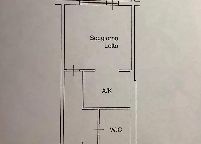 Spacious And Bright Flat In Appartement *